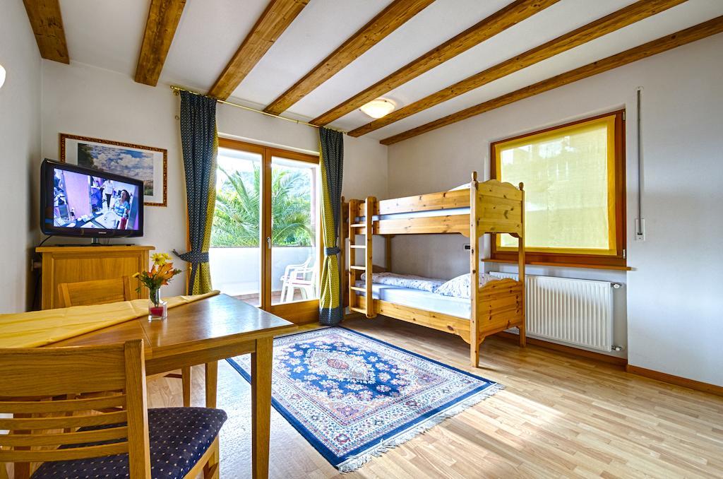 Hotel & Residenz Traubenheim Nalles Δωμάτιο φωτογραφία