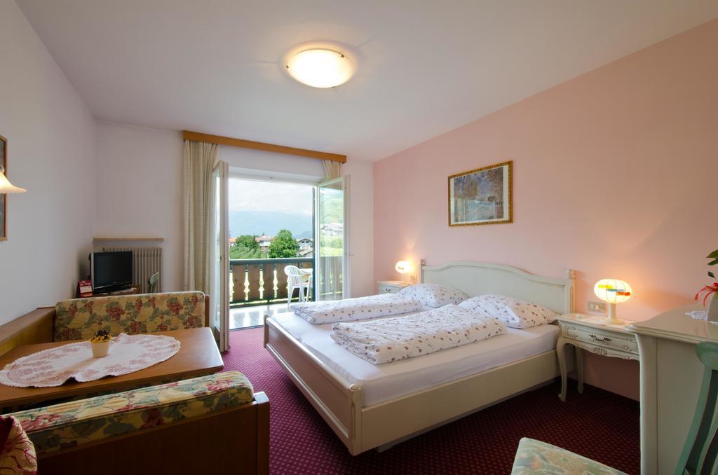 Hotel & Residenz Traubenheim Nalles Δωμάτιο φωτογραφία